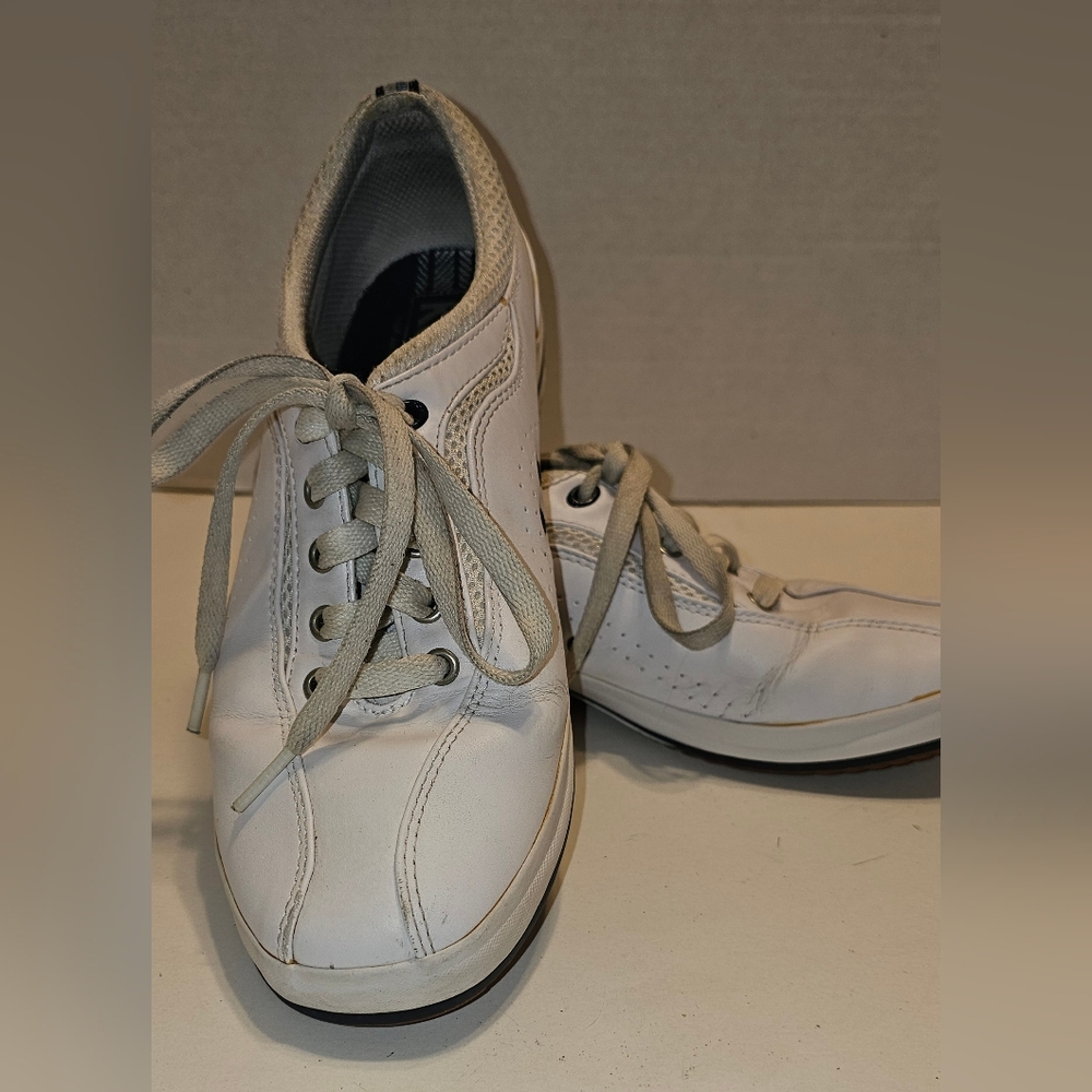 Keds Leather Spirit Sneakers Womens White Preppy Academia Coastal Size 7